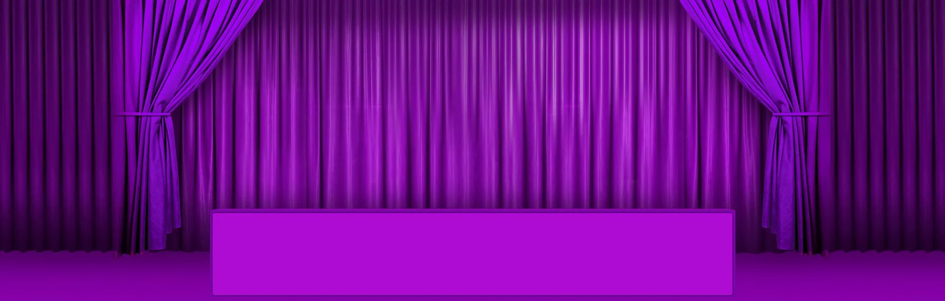 Фиолетовая театральная сцена